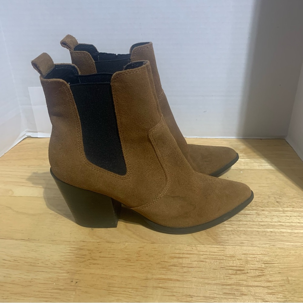 Steve Madden Patricia Patro2S1 Suede Stacked Heel Pointed Toe‎ Booties Sz 7.5M
